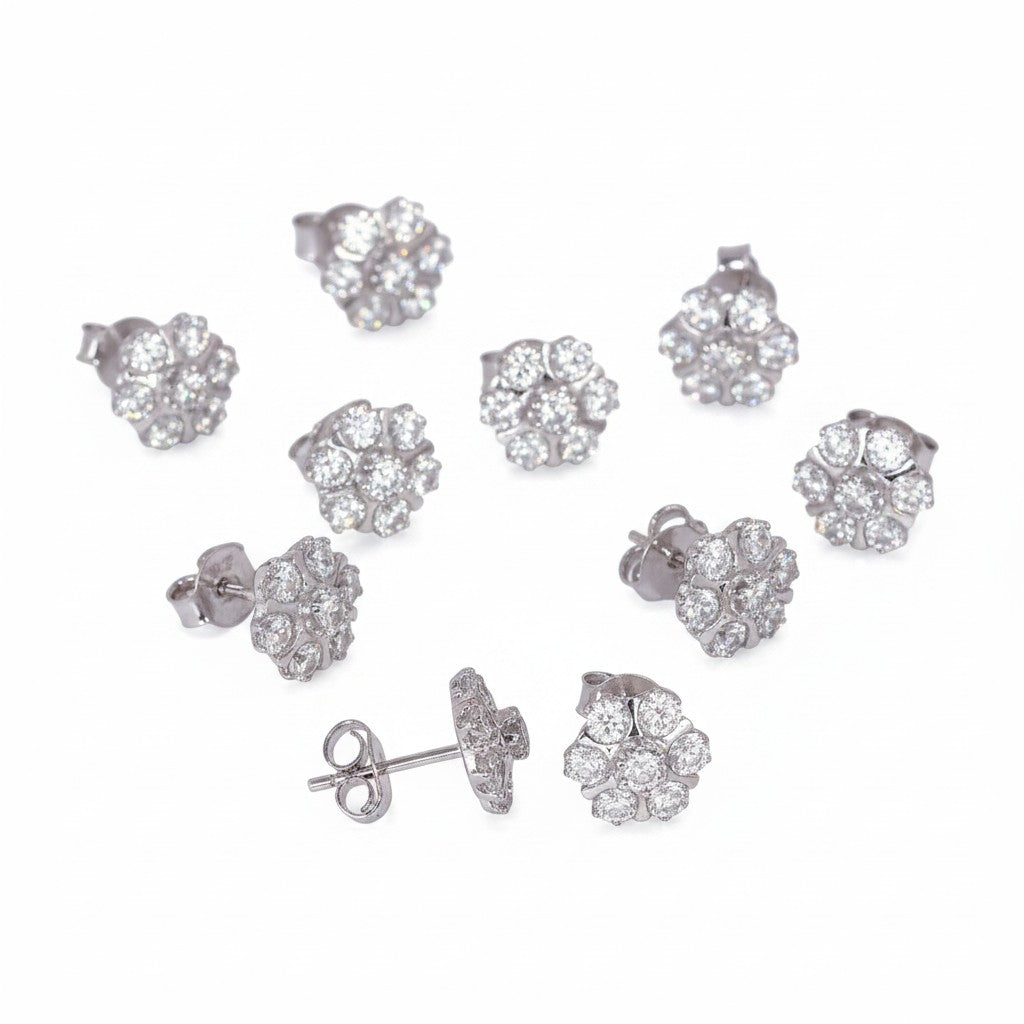 GEMHUB 5 pairs of white topaz cluster stud earrings in 925 sterling silver. Round cut, EGL certified.