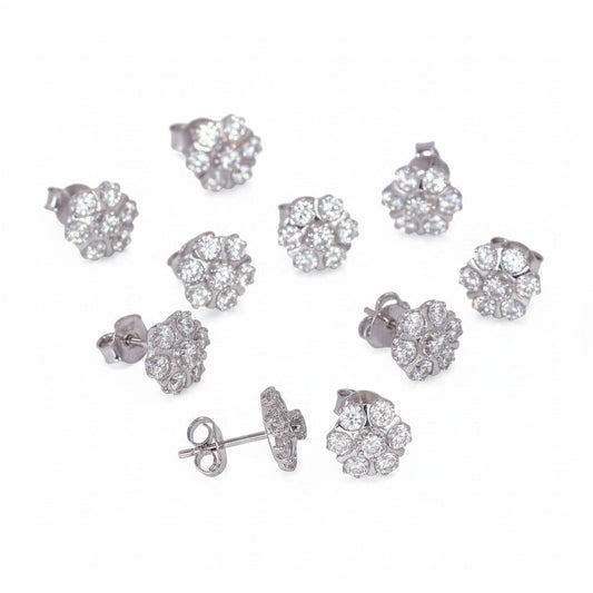 GEMHUB 5 pairs of white topaz cluster stud earrings in 925 sterling silver. Round cut, EGL certified.