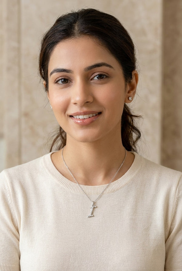 GEMHUB model wearing initial I pendant